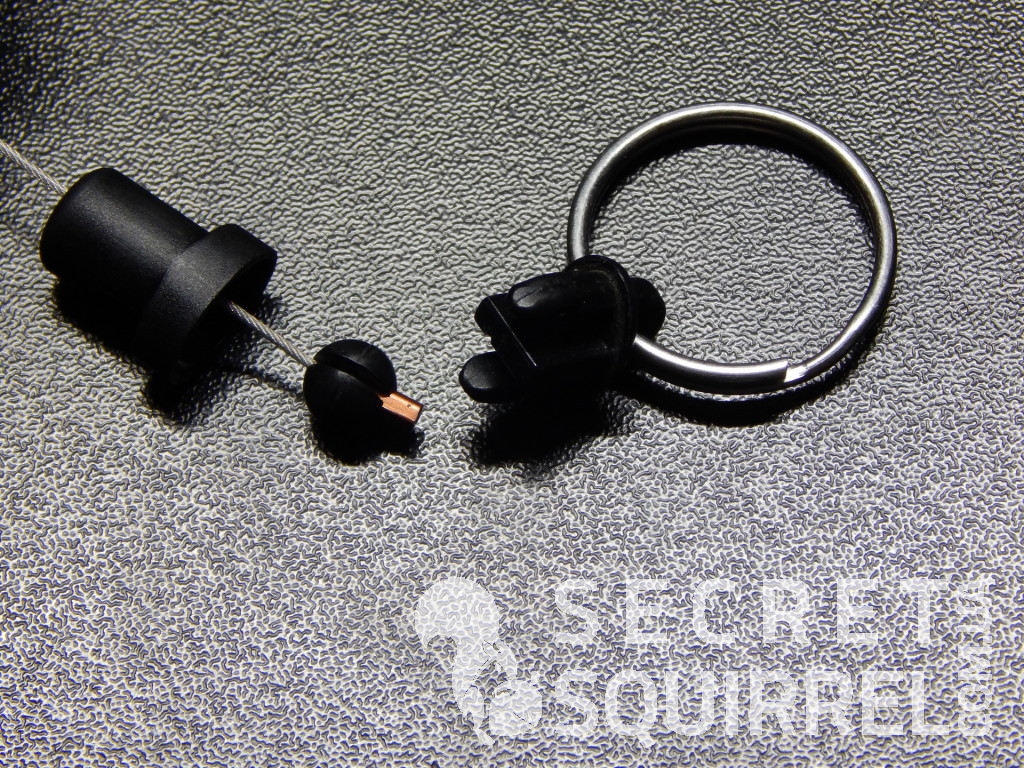 NAR Scissor Leash: фіксація кільця - secretsquirrel.com.ua